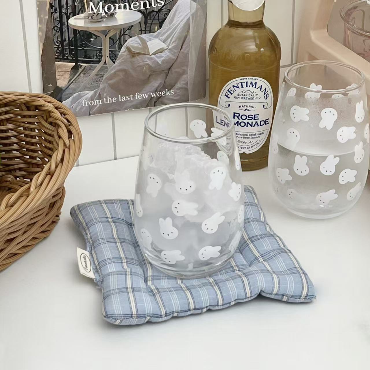 Niedlicher Miffy-Kaninchen-Dru – Coffee Tea Drink Bewertung und Preis