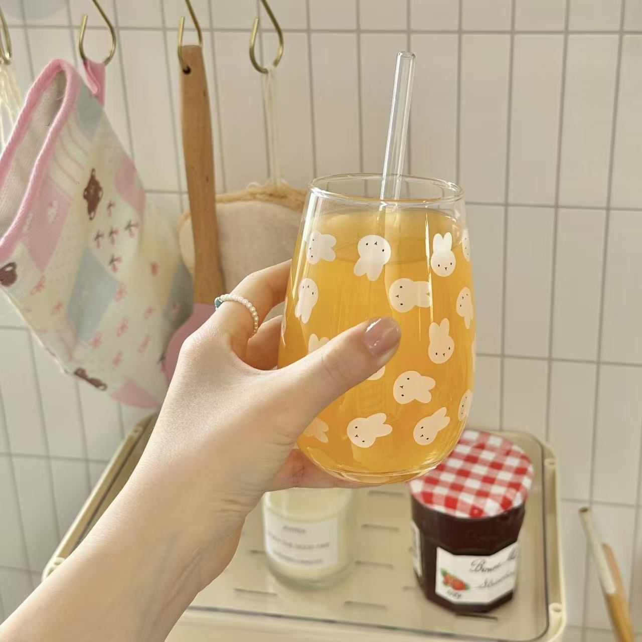 Niedlicher Miffy-Kaninchen-Dru – Coffee Tea Drink Bewertung und Preis